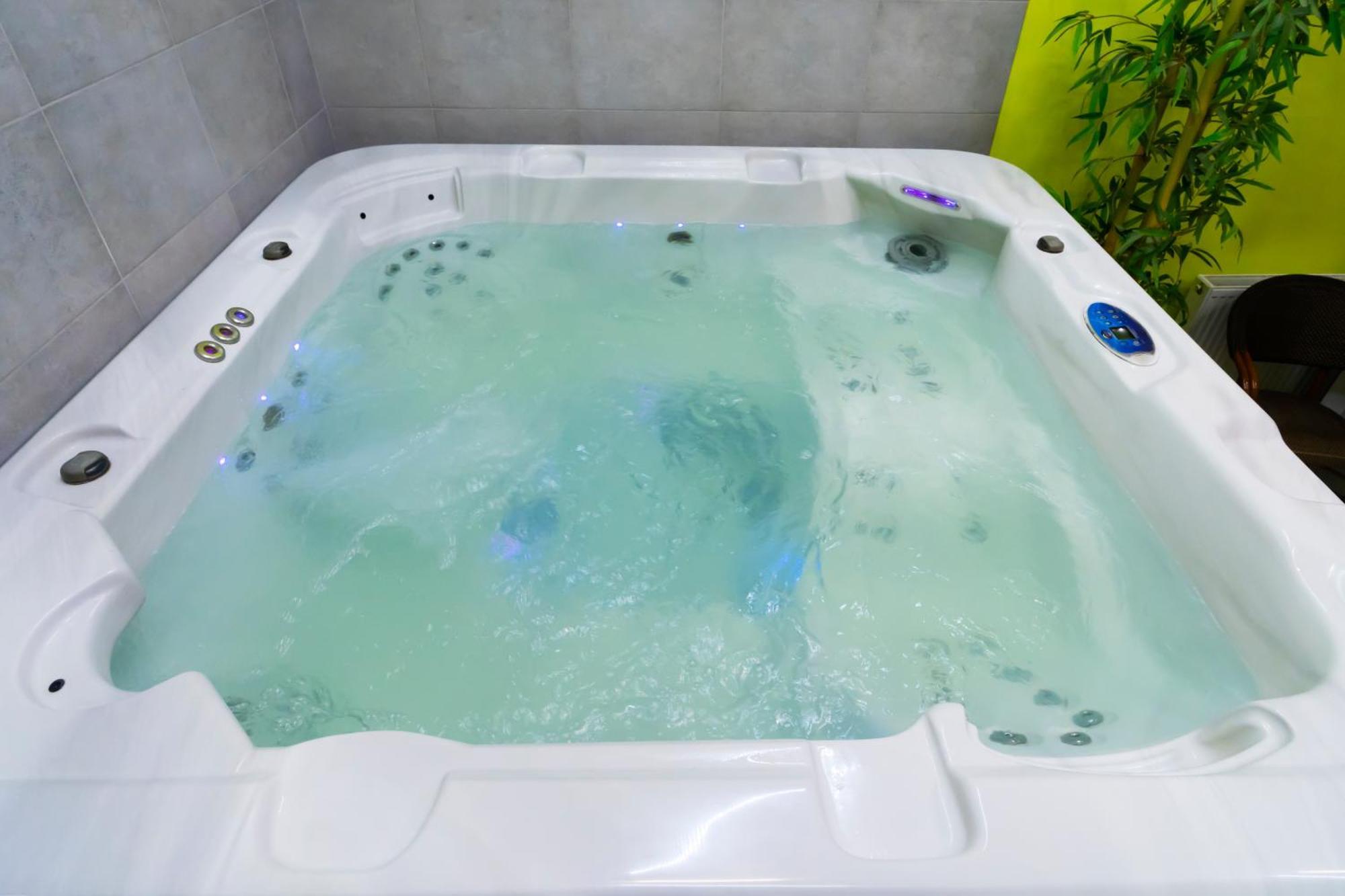 Korona Hotel Nyíregyháza Екстериор снимка