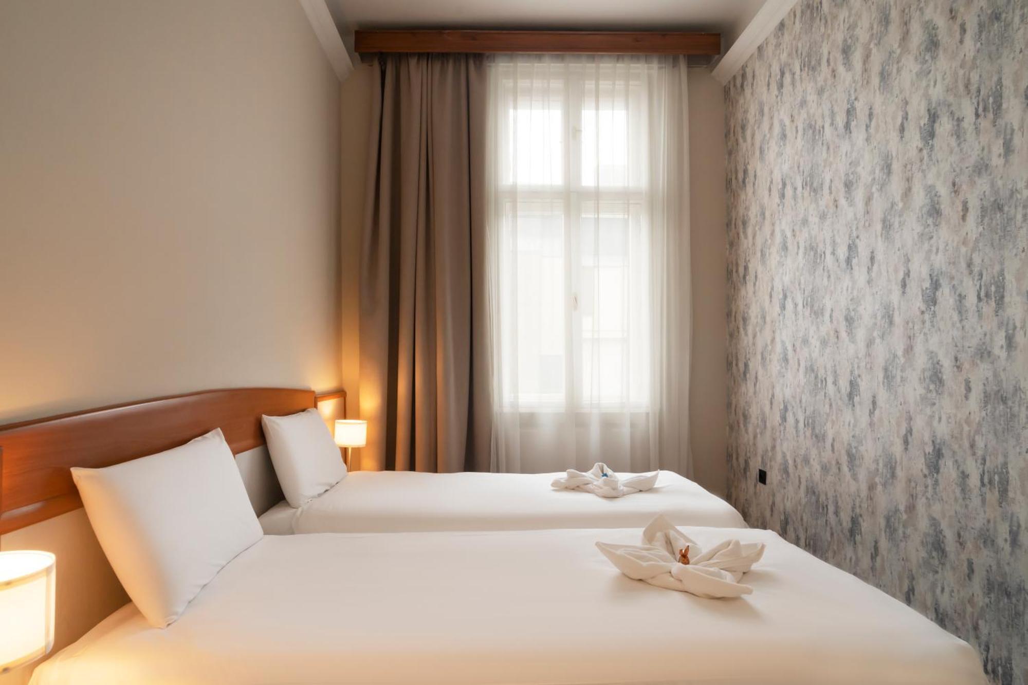 Korona Hotel Nyíregyháza Екстериор снимка