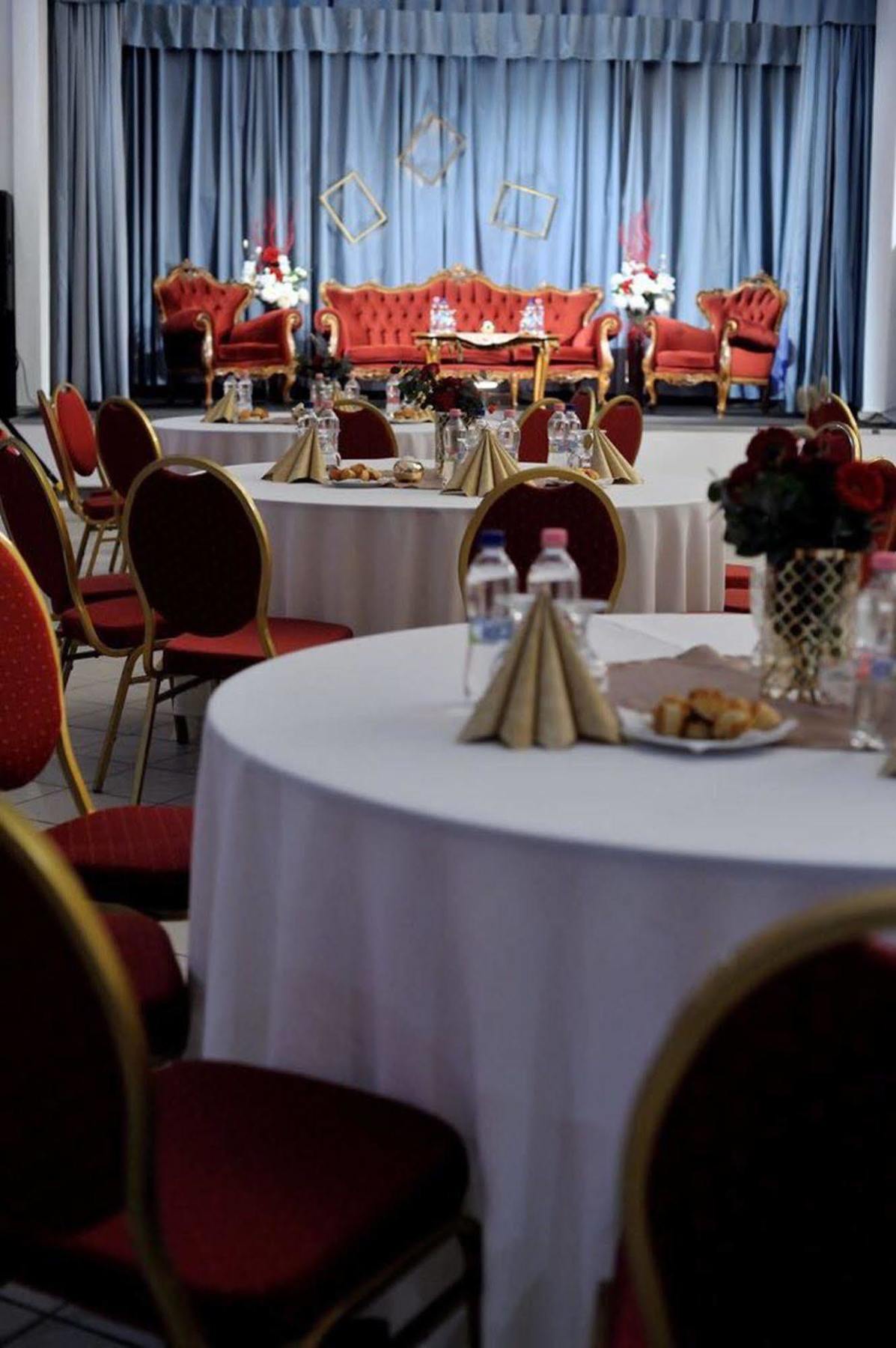 Korona Hotel Nyíregyháza Екстериор снимка